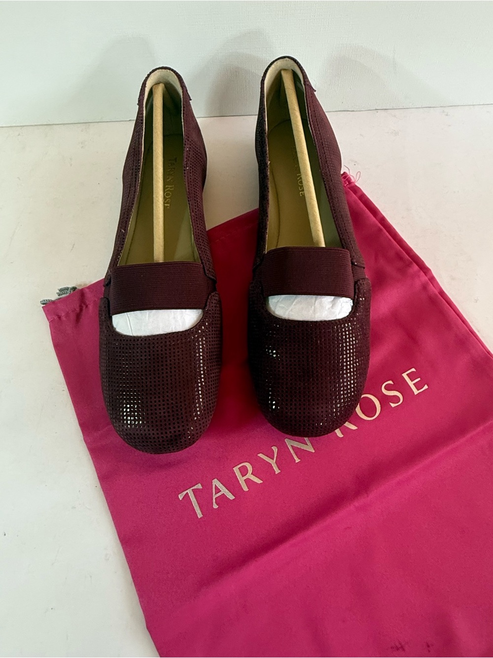 🌹Taryn Rose “Bary” Wine Mesh Slip-On Loafers🌹